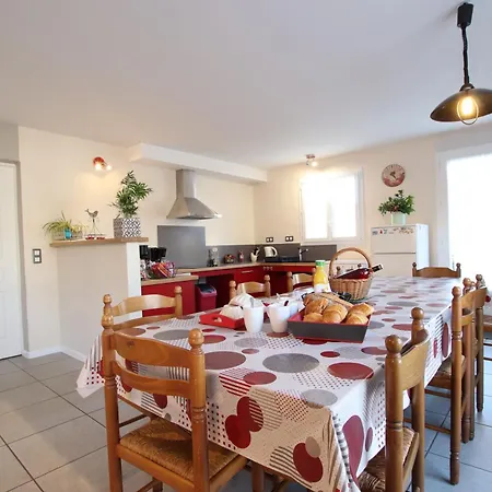 Semesterbostad Les 3 Edelweiss - 1 Ou 2 -maxi 10 Personnes Par Gite- *